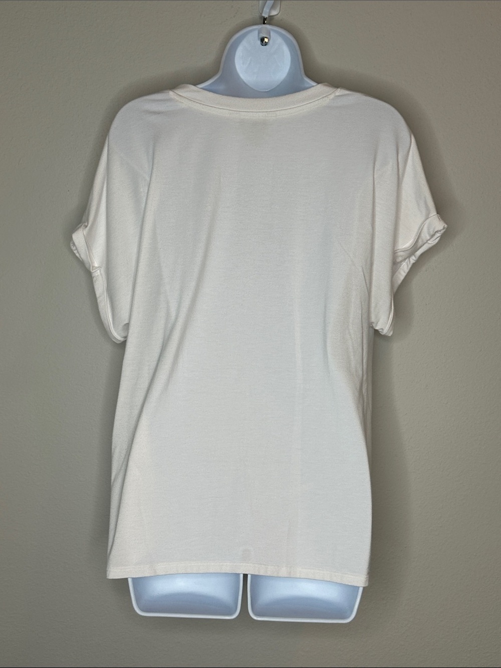 Tommy Bahama Cream V-Neck Short Sleeve Tee - Picture 3 of 3